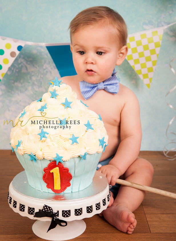 Big Cake! 
 Studio & Outdoor Essex Photographer 
 Keywords: family, family photographer, Essex photographer, Essex family photographer, professional photographer, professional school photographer, professional headshots, professional studio photographer, experienced photographer, experienced studio photographer, experienced nursery photographer, experienced pre-school photographer, experienced nursery photographer in Chelmsford, experienced nursery photographer in Essex, experienced pre-school photographer in Chelmsford, Experienced pre-school photographer in Essex, Experienced pre-school nursery photographer in Chelmsford, experienced nursery pre-school photographer in Essex, Chelmsford photographer, Chelmsford family photographer, families, family photos, family portraits, dance photographer, dance and theatre photographer, portrait photographer, michelle rees photography, michelle rees, outdoor location, indoor studio, studio, studio photography, models, sisters, siblings, brothers, daughters, sons, children, kids, grandkids, brothers and sisters, cousins, cousin, xmas, Christmas, xmas mini, xmas mini shoot, school photo, school photos, school photography, nursery, nursery photography, nursery photos, preschool photos, preschool photographer, photographers in Chelmsford, photographers in Essex, photographers in springfield, newlands spring, hylands park, cake smash, party, birthday, celebration, birthday party photographer, cake smash photographer, birthday cake, family celebration, surprise party, christening, reception, disco, photos in the park, photos of the family, writtle photographer, supporting local small businesses, anniversary, prom, school leavers, graduation, graduating, smiling, getting the shot, smile, happy, fun, laugh, joke, cuddle, go outside, play outdoors, studio lights, sun, summer, autumn, pumpkin, colours, leaves, santa, winter, spring, flowers, trees, woods, park, twins, triplets, babies, happy birthday, first year, first birthday, dance session, santa, santa photoshoot, vintage photoshoot, Victorian photoshoot, school photos, nursery pics, pre-school pics, pre-school photographer, Essex pre-school photographer, Chelmsford pre-school photographer, The best pre-school photographer in Chelmsford, The best nursery photographer in Chelmsford, The best pre-school photographer in Essex, The best nursery photographer in Essex,